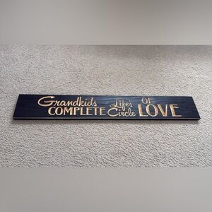 Brand new Wooden Wall Decor Sign - Grandkids Complete Life's Circle of Love